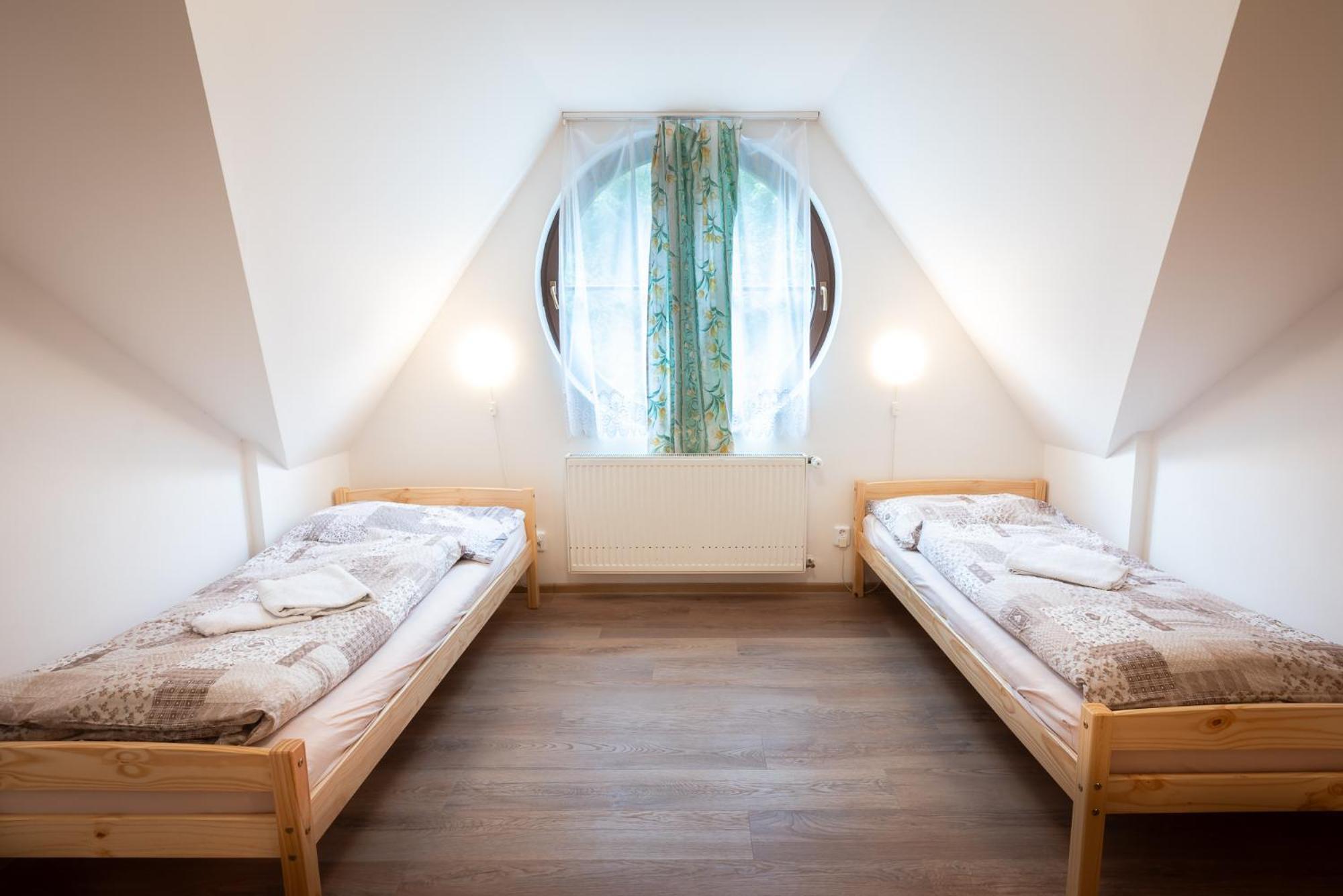 Apartman U Lanovky Яхимов Экстерьер фото